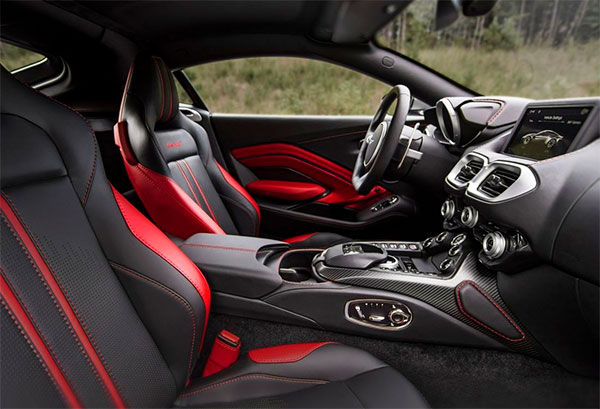 Aston-Martin-V8-Vantage-2019-interior